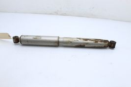 01-06 CHEVROLET SILVERADO 2500HD 6.6L REAR SHOCK Q2107 image 11
