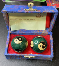 Yin Yang Teddy  Iron Ball For Health Set Musical Baoding Balls Stress Relief Vtg - £19.62 GBP