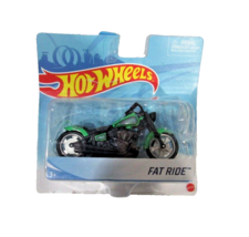 Hot Wheels FAT RIDE MOTORCYCLE Scale 1/18 Color Green 4.5in wide X7718 - $15.99