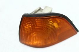Driver Corner/Park Light Park Lamp-turn Signal Coupe Fits 92-99 BMW 318i 72406 image 5