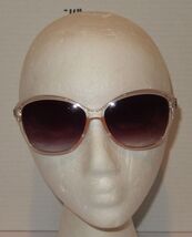 Giselle Women's Sunglasses Pink Purple Frame Oval Cat Eye retro Style - $14.80