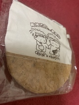 Momotaro &amp; Momoko Retro Fancy Okayama Picture Souvenir Coin Case Keychain - $208.90 MXN