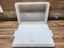 Vintage Tupperware 14½” x 10½&quot; Rectangle Sheet Cake Carrier Taker #622-1 &amp; 623-1 - £19.24 GBP
