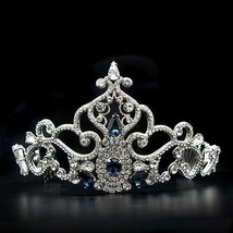 LO2110 - Imitation Rhodium Brass Tiaras & Hair Clip with Top Grade Crystal  in M - $131.81 CAD