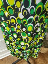 Soprano Multicolor Polyester V-Neck Short Sleeve Knee Length Dress 40&quot; Bust - £22.38 GBP