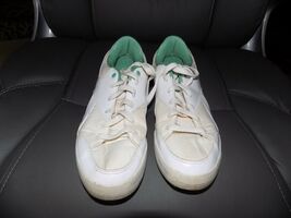 Reebok White &amp; Green Shoes Size 8 Women's EUC - $45.00