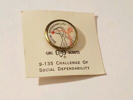 1960's Girl Scouts 9-135 Challenge Of Social Dependability Pin - NEW - $5.18