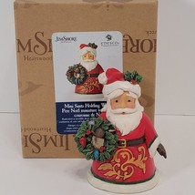 Jim Shore #6004298 Colorful Santa Holding Mini Wreath 2019 - £16.83 GBP