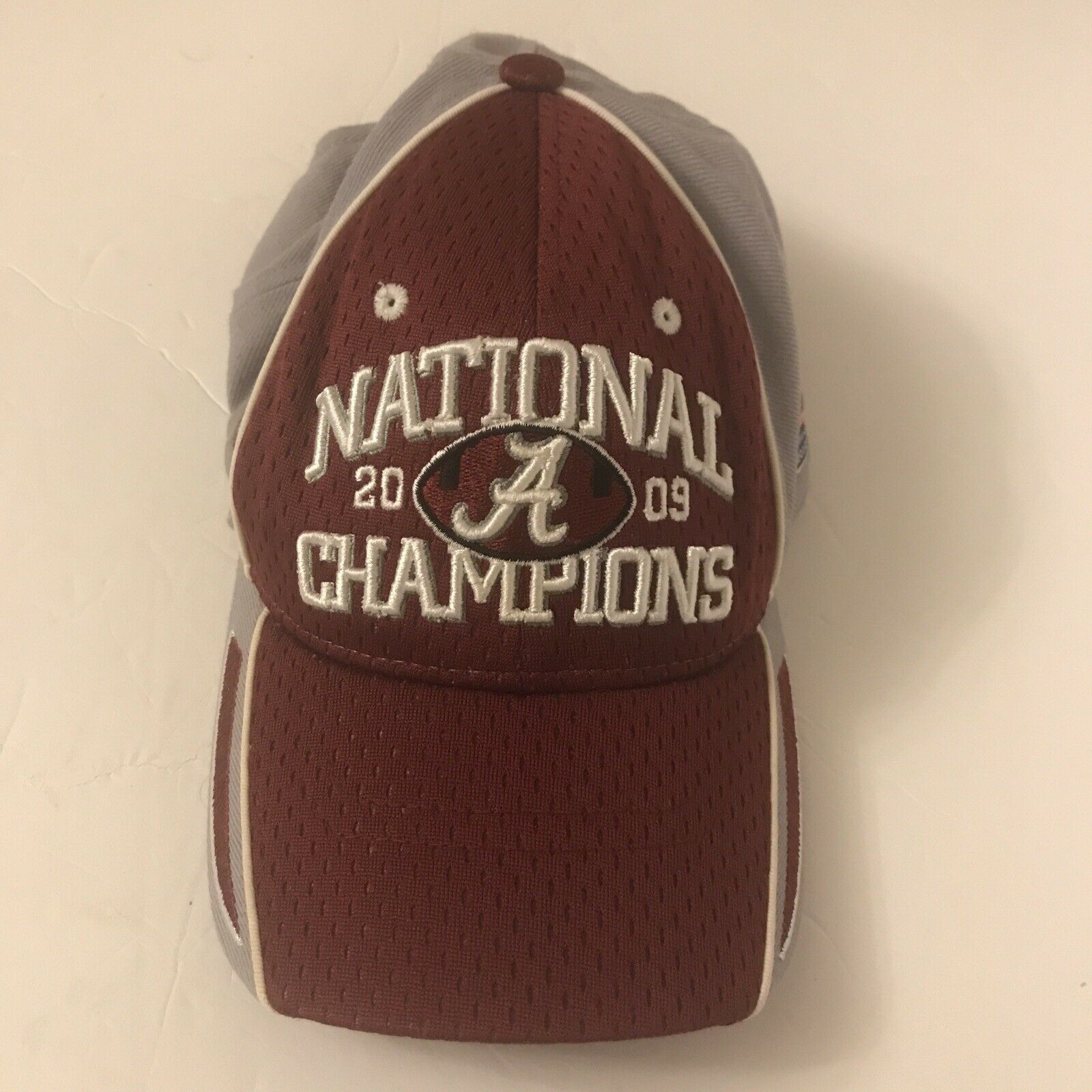 Alabama UA Crimson Tide 2009 National Champions Hat Ball Cap NCAA Collectible - £12.31 GBP