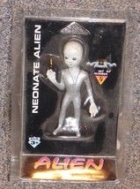 Vintage 1998 Shadowbox Collectibles Neonate Alien Figure New In The Package - £78.62 GBP
