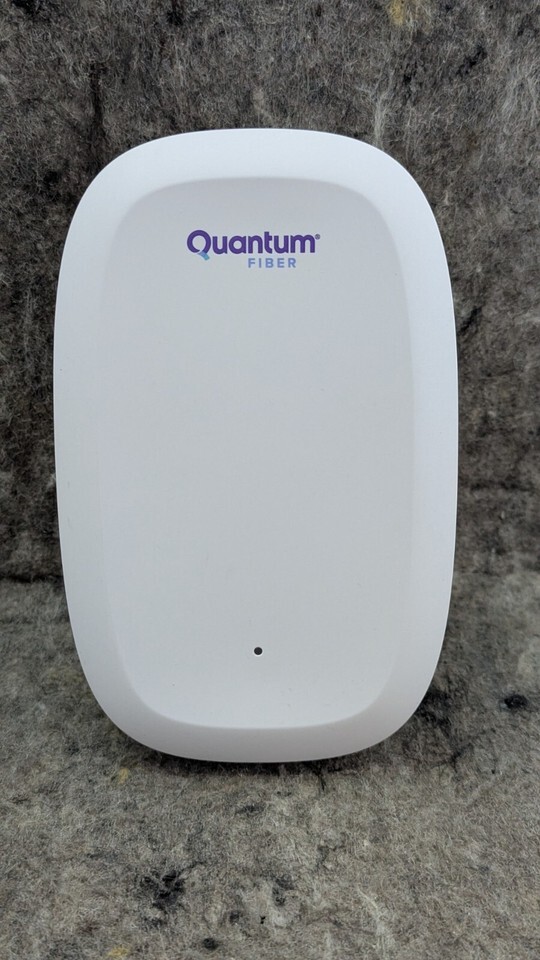 New/Open Box Quantum Fiber Tri Band WiFi 6 Pod Plug In Model # Q9500WK Item image 5