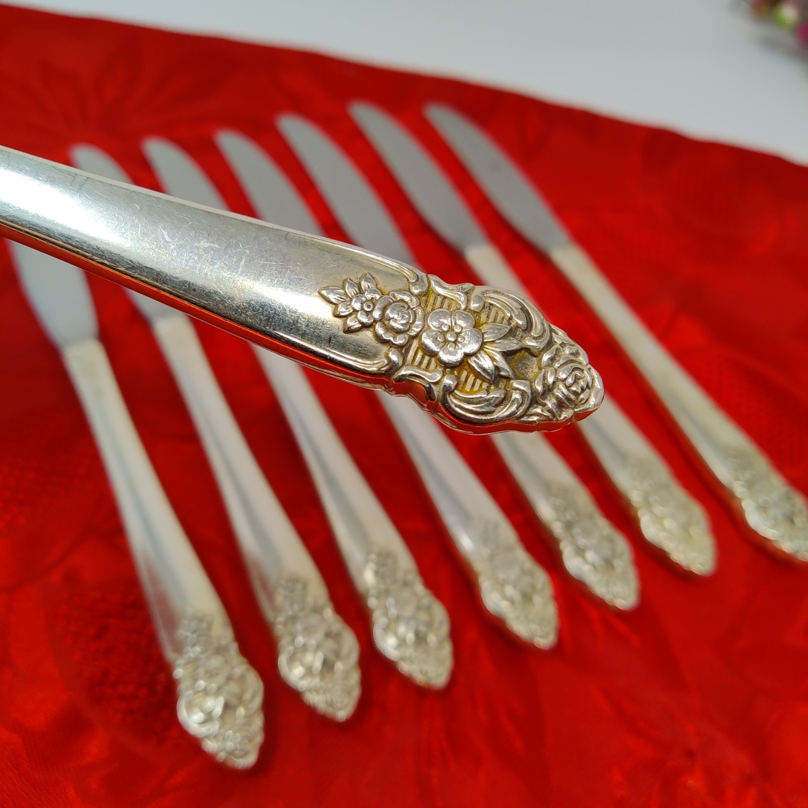 8X Oneida DISTINCTION Set Of 8 Butter Knives 6 1/2&quot; Prestige Plate 1951 ... - $24.98