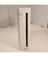 Nintendo Wii RVL-001 White Console FOR PARTS REPAIR turns on doesn&#39;t rea... - $18.11 CAD