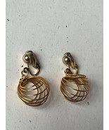 Vintage Goldtone w Open Wire Concentric Circle Dangle Clip Earrings – 1.... - £7.60 GBP
