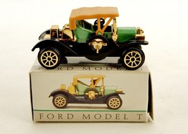 2 Miniature Die Cast Plastic Model Cars, Model T &amp; Pierce Arrow, Reader&#39;s Digest - £15.37 GBP