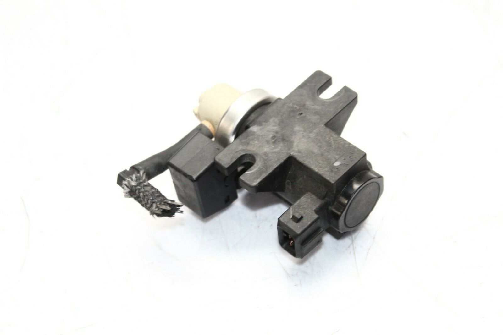 Primary image for 2007-2013 E90 335i TURBO CHARGER AIR INDUCTION PRESSURE CONVERTER P8741