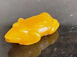 Vintage Chinese Yellow Resin Frog Shaped Snuff Bottle - £22.57 GBP