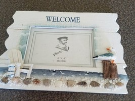 Welcome ~ Seascape Picture Frame ~ Holds 4&quot; x 6&quot; Picture ~ Wood ~ 7&quot; x 10&quot; Frame - £11.82 GBP