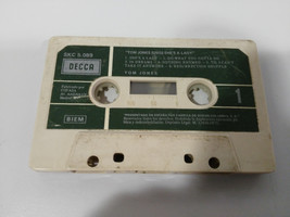 Tom Jones Sings She&#39;s A Lady Cinta Tape Cassette Decca 1971 Sin Caja - $15.97