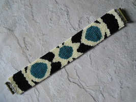 Bracelet: Green / Yellow / Black Star Mandala Motif, Peyote Stitch, Tube Clasp - £31.17 GBP