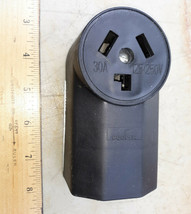20NN43 COOPER DRYER OUTLET, 115/230V, 30A, NEMA 10-30R, VERY GOOD CONDITION - $6.71