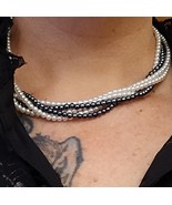 lot of 8 vintage and beaded necklaces includes a necklace with blue eye ... - $371.28 MXN