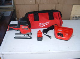 Milwaukee M12 2445-20 Jig Saw. Battery 48-11-2401. Charger 48-59-2401 &amp; Tool Bag - £99.12 GBP