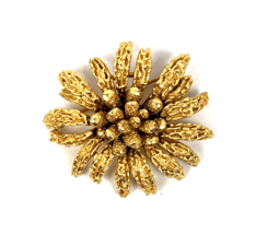 Vintage Trifari Signed Flower Brooch Pin Gold Textured 2&quot; Rare - £35.58 GBP