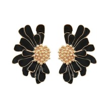 Retro 8 Color Irregular Daisy Flower Earrings for Woman Party Casual - £10.50 GBP