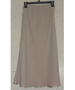EXCELLENT WOMENS FARR WEST BEIGE HALF SLIP   SIZE M  MADE IN USA - €24,33 EUR
