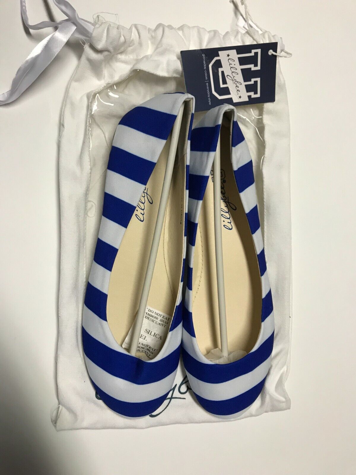 LillyBee Ladies Woman Flats Shoes Penn State White Blue Devils Duke Size 7 - $4.95