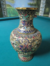 CHINESE CLOISONNE FILIGREE STAR FLOWERS METAL VASE BLUE BASE INSIDE - £97.34 GBP