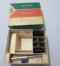 VTG SINGER Model 600 SEWING MACHINE ATTACHMENTS Box W/Tophat Cams Discs - £7.98 GBP