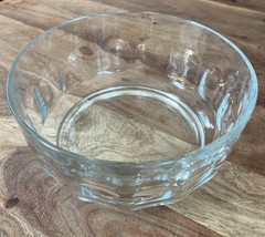 Vintage MCM ARCOROC FRANCE 8.5&quot; Thumbprint Style Serving Bowl Glass Larg... - $243.02 MXN