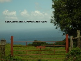 Digital Image Photograph Keep Out Fence and Ocean - £0.69 GBP