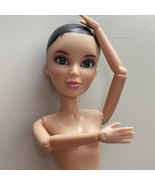 Liv Doll Toy Articulated Brown Hair Green Eyes Frosted Lips 2009 NO ACCE... - $35.20 CAD