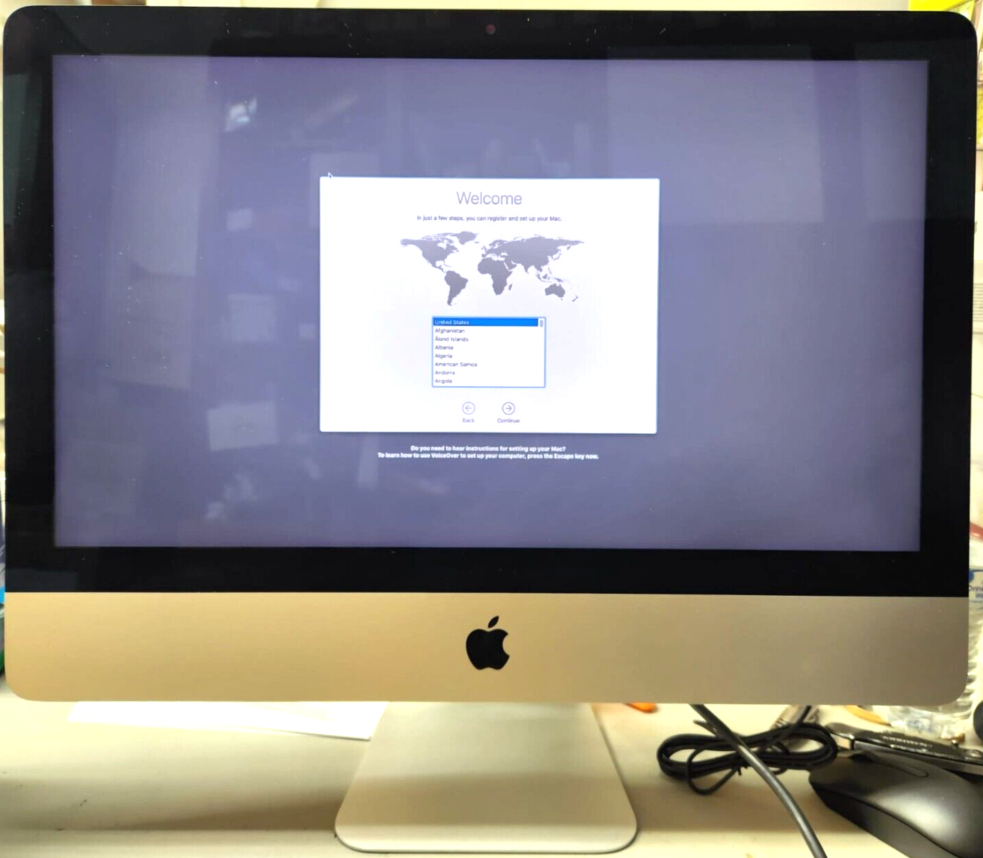 Apple - 21.5" iMac® with Retina 4K display - Intel Core i5 - 8GB Memory #145 - £262.61 GBP