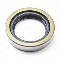 New Genuine OEM Toyota 91-97 Land Cruiser LX450 Front Drive Shaft Oil Se... - $16.75