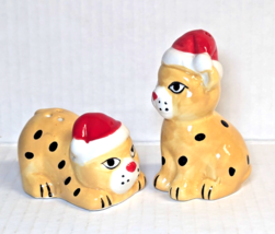 Leopard Cheetah Spotted Cats Cubs Salt Pepper Shakers Santa Hat Ceramic ... - $11.99