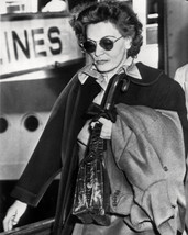 Greta Garbo Candid Late 1970&#39;s Arriving in Paris 16x20 Canvas - £54.84 GBP