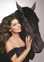 Shania Twain 8x10 Glossy Photo - £7.18 GBP