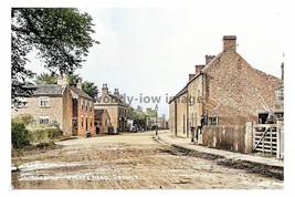 ptc1882 - Lincs. - Houses along the unmade Wharf Road in Crowle - print 6x4 - £2.12 GBP