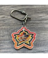 Disney Mickey Mouse Gold Tone Enamel Collectible Spins Keychain KG JD - €6,87 EUR