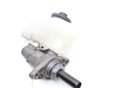 10-13 LEXUS IS250C BRAKE MASTER CYLINDER W/ RESERVOIR Q5366 image 2