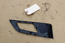 2017 JAGUAR XE REAR RIGHT SPEAKER PLASTIC COVER TRIM R601 image 6