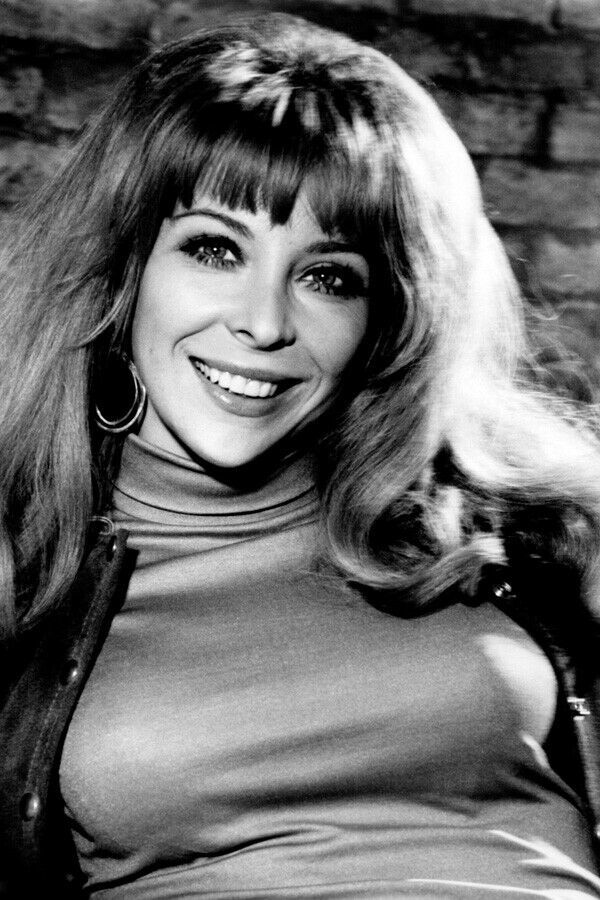 Angelique Pettyjohn busty portrait 1969 Mad Doctor of Blood Island 4x6 p... - $4.75
