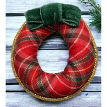 Vintage Avon Christmas Wreath Brooch Pin Red Plaid Gold Trim Green Bow - £7.79 GBP