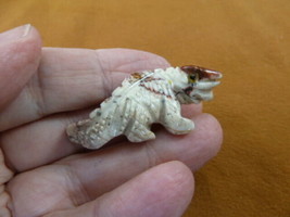 Y-LIZ-IG-30) white baby IGUANA LIZARD carving SOAPSTONE Peru gem FIGURIN... - $8.59