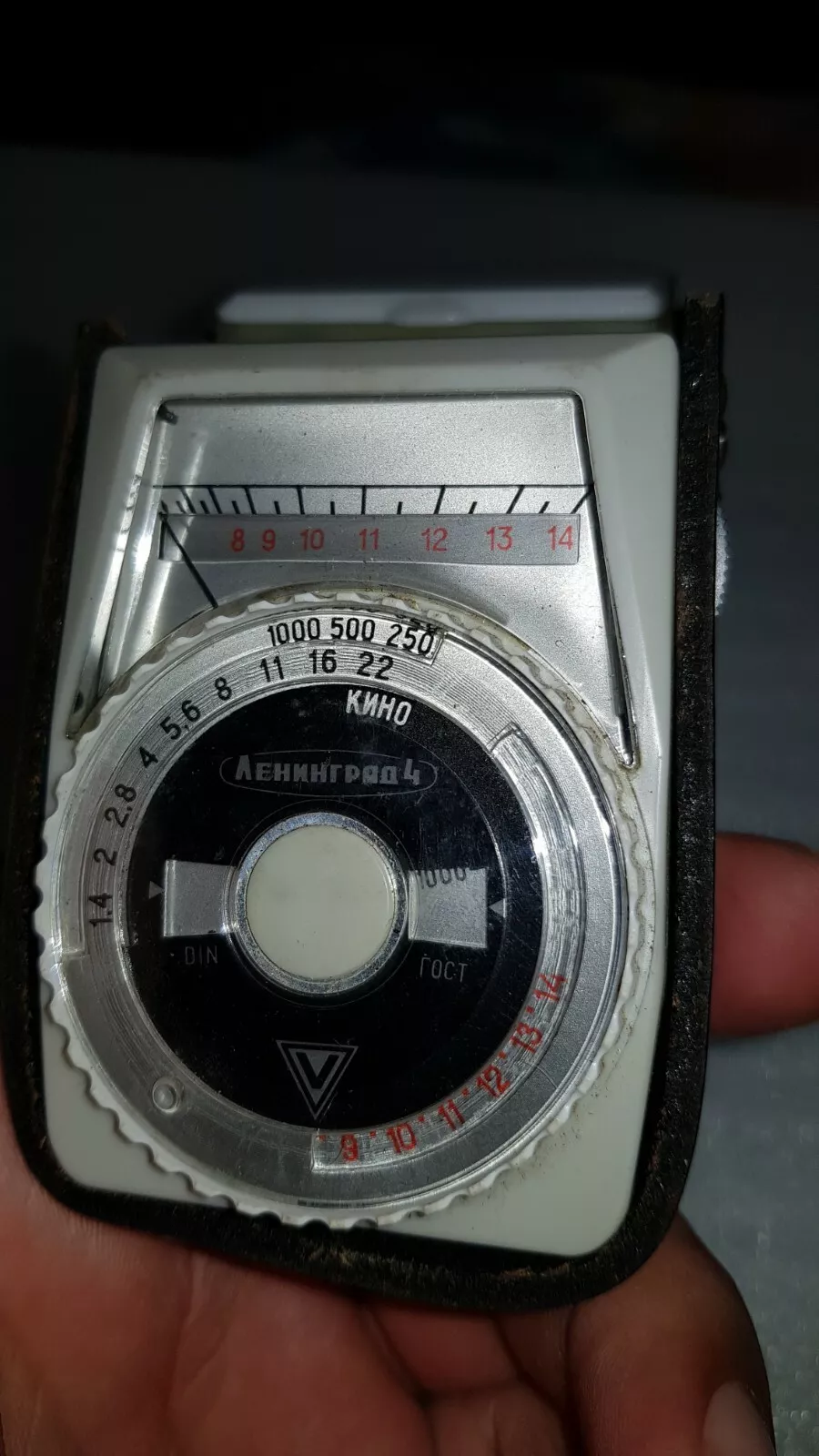 Vintage - Leningrad 4 Vintage Russian Light Meter Original Leather Case ... - $20.66 CAD