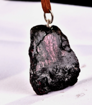 Garnet juicy gem pendant  passion &amp; courage chakra  reki shaman with cord #6333 - £17.64 GBP